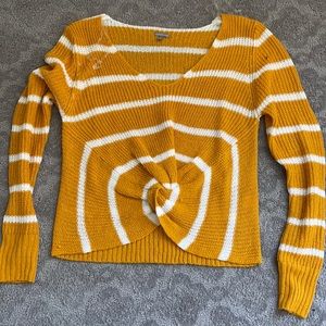 Charlotte Russe small sweater